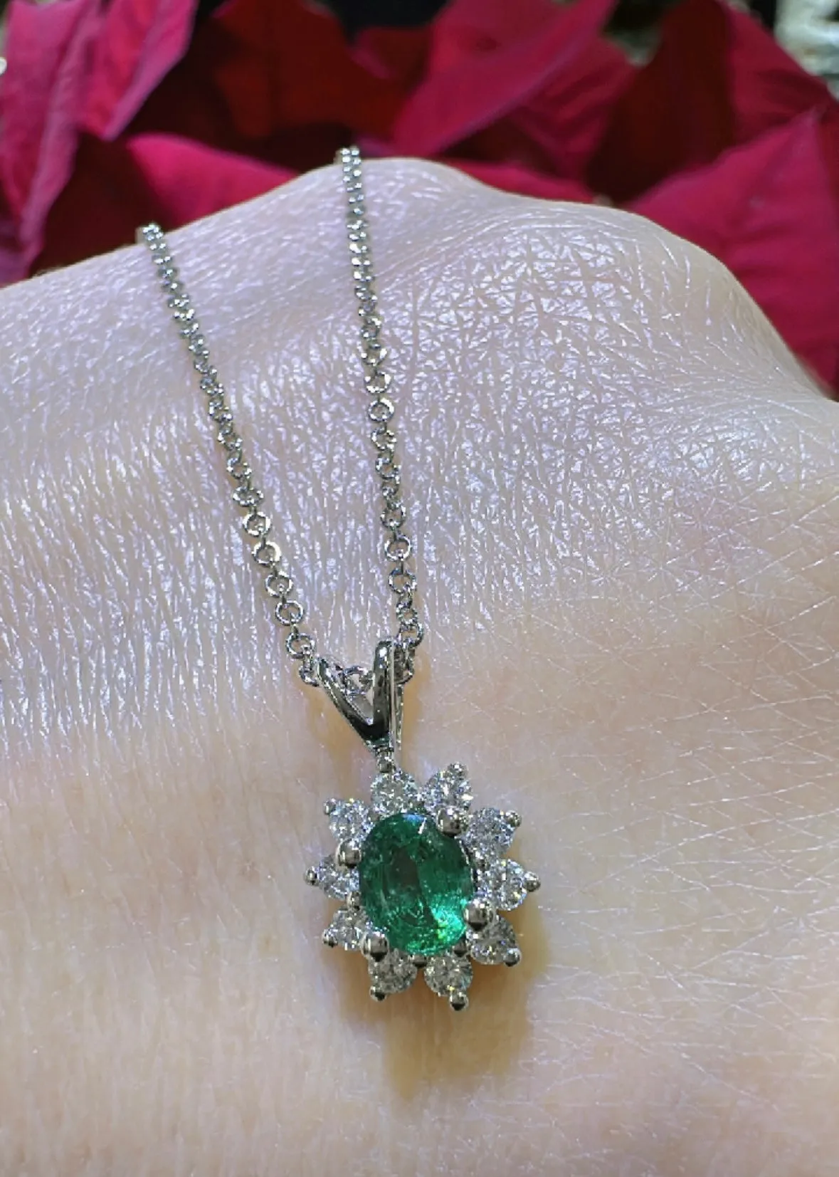 0.60ct tw Diamond & Emerald Pendant Necklace